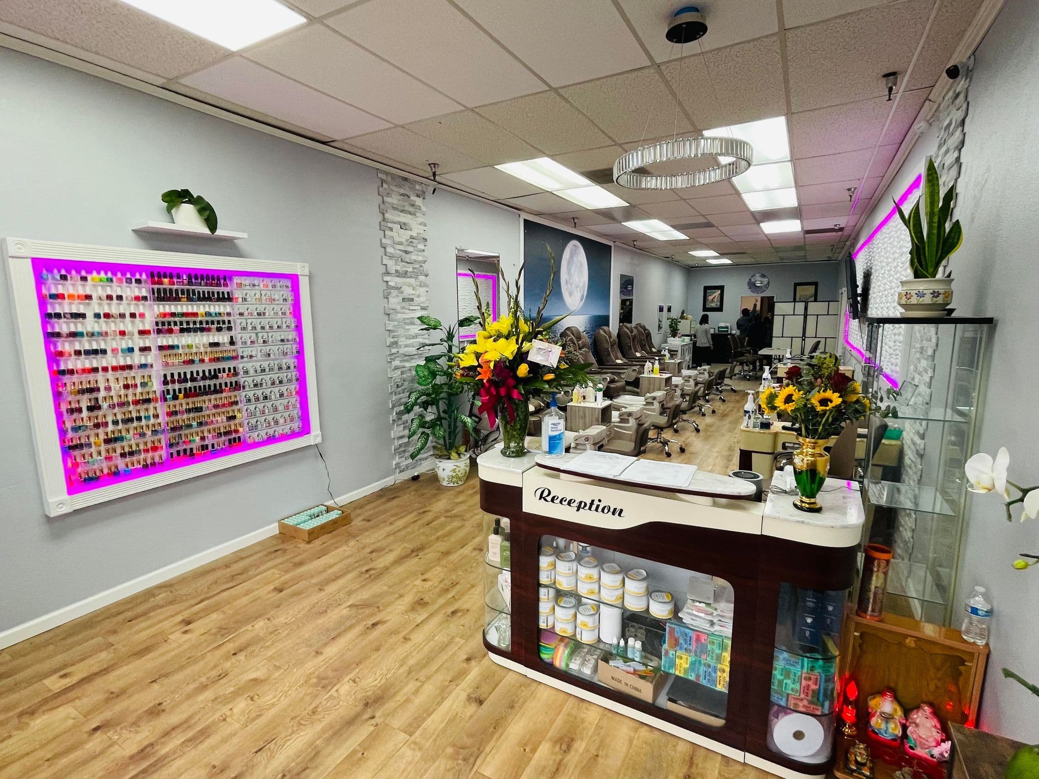 Exterior view of New Moon Nails and Spa